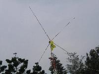 架設天線 QUAD